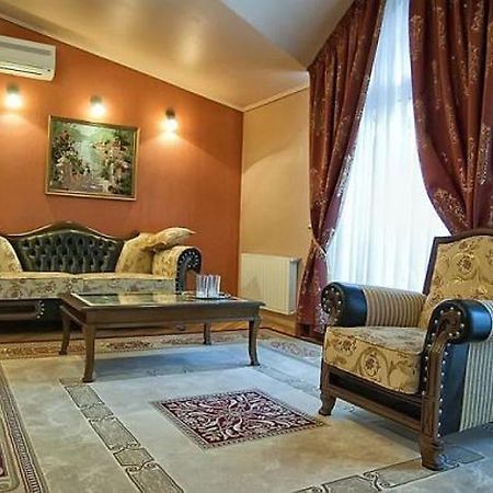 Okolytsya Motel รีฟเน ภายนอก รูปภาพ